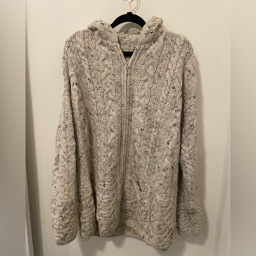 Exquisite Irish Wool Knit Sweater